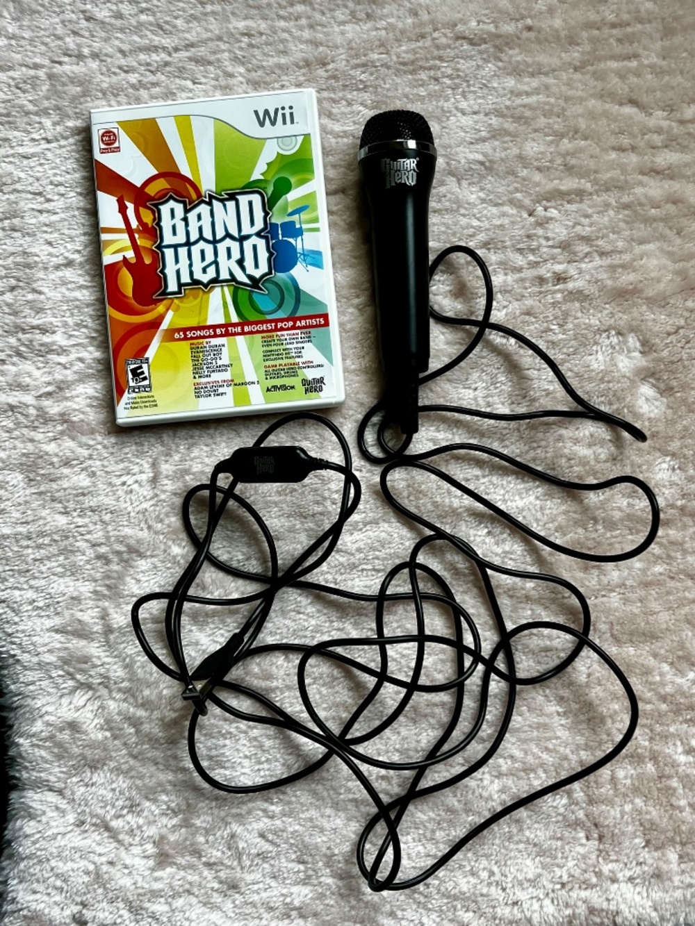 Guitar Hero World Tour Microphone & Band Hero Game